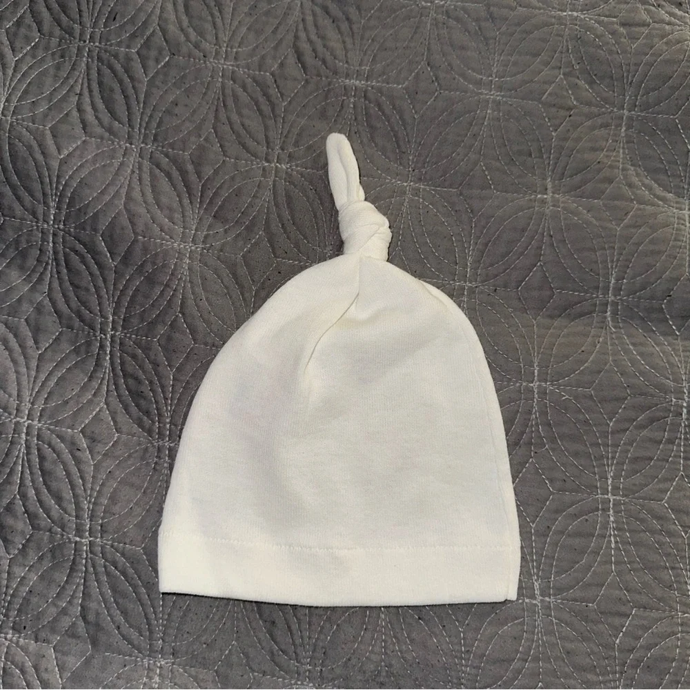 NWT Vintage Tennessee Volunteers 3-Piece Newborn Tshirt and Accessories Set